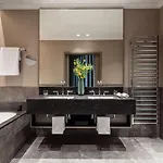 Anantara Plaza - A Leading Of The World 5* 尼斯