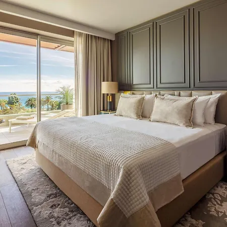 호텔 Anantara Plaza - A Leading Of The World