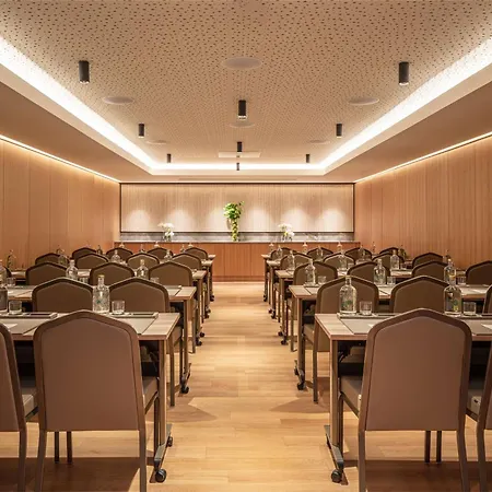 호텔 Anantara Plaza - A Leading Of The World