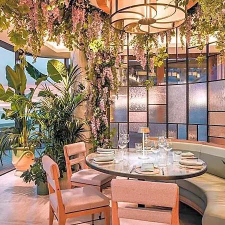 Anantara Plaza - A Leading Of The World Hotel 5*