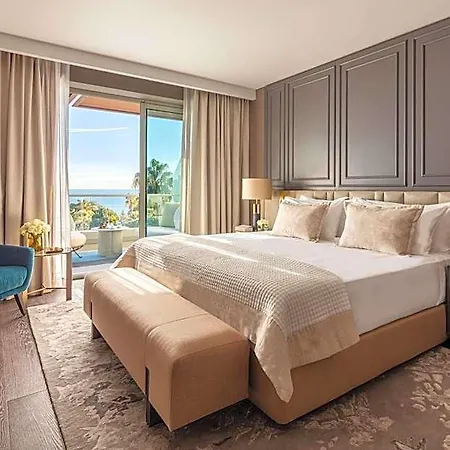 Anantara Plaza - A Leading Of The World Hotel