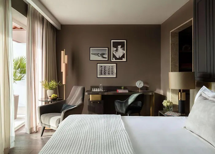 Anantara Plaza - A Leading Of The World Hotel 5*