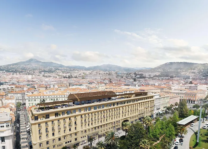 Hotel Anantara Plaza - A Leading Of The World