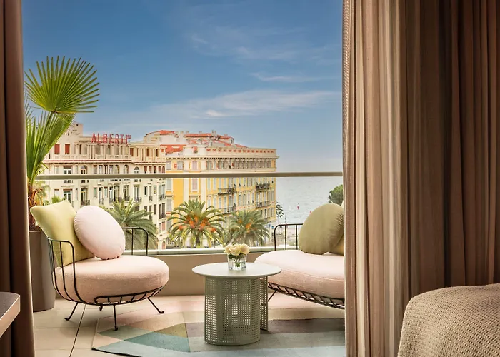 Anantara Plaza - A Leading Of The World Niza