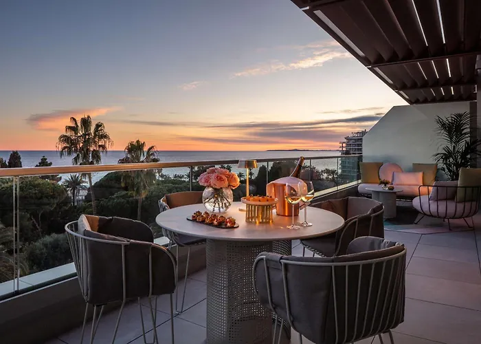 Anantara Plaza - A Leading Of The World Hotel