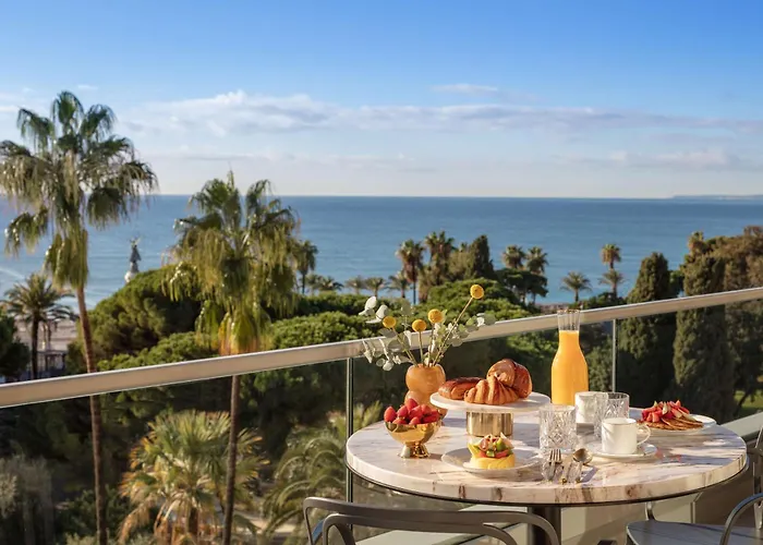 Anantara Plaza - A Leading Of The World 5*