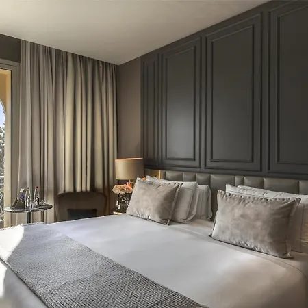 Anantara Plaza - A Leading Of The World Hotell 5*