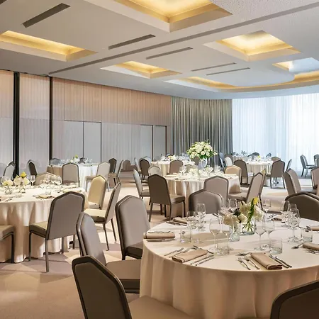 ホテル Anantara Plaza - A Leading Of The World ニース