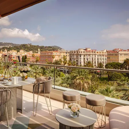 Anantara Plaza - A Leading Of The World 5*