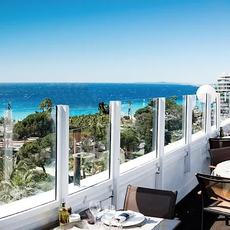 ホテル Anantara Plaza - A Leading Of The World ニース
